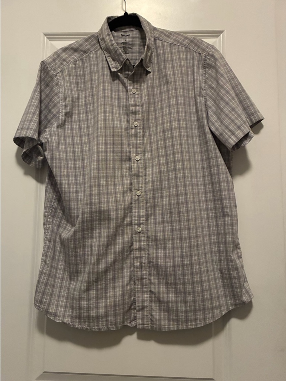 Sonoma Men's Short-Sleeve Plaid Button-Down Shirt - Light Gray
